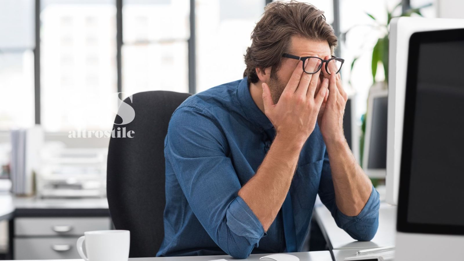 AS • Nebbia mentale: sono le 4 del pomeriggio e il tuo cervello si è spento. AS • Nebbia mentale: sono le 4 del pomeriggio e il tuo cervello si è spento.