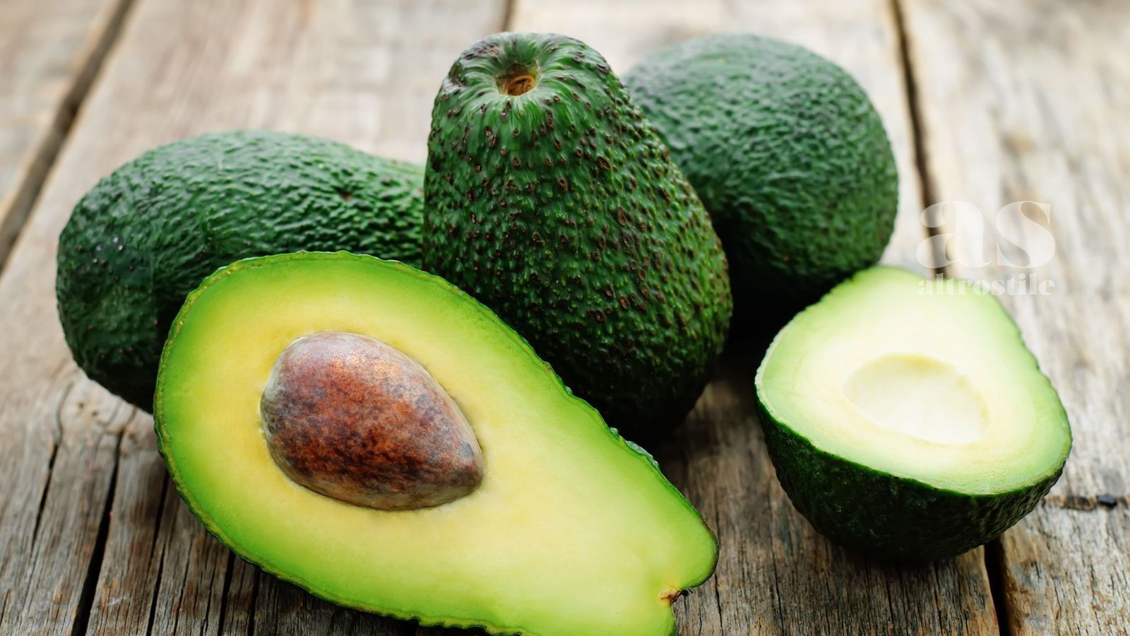AS • Avocado: ricco di nutrienti e proprietà benefiche AS • Avocado: ricco di nutrienti e proprietà benefiche