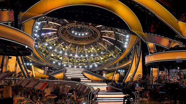 AltroStile • Una scenografia architettonica per il palco della canzone italiana: Sanremo 73