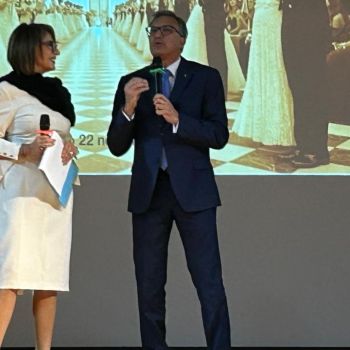 AltroStile • -> Home