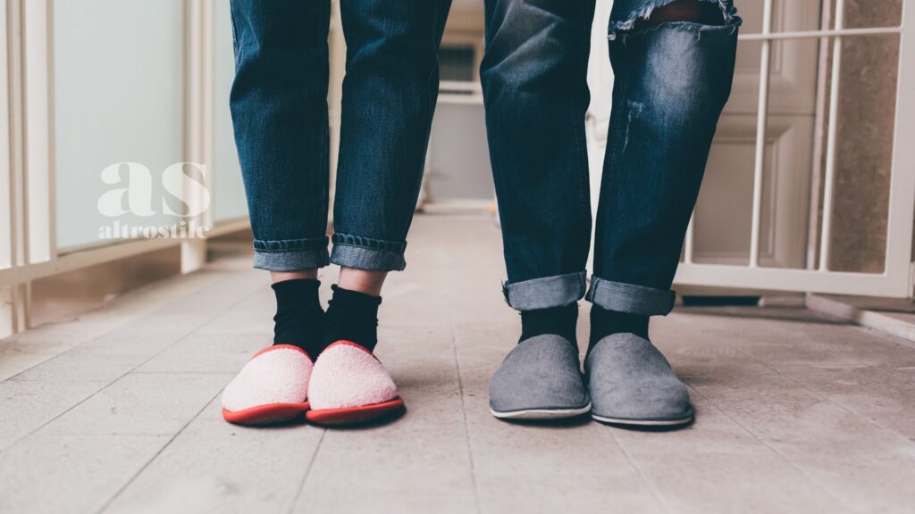 AltroStile • Togliere le scarpe in casa: una scelta di salute