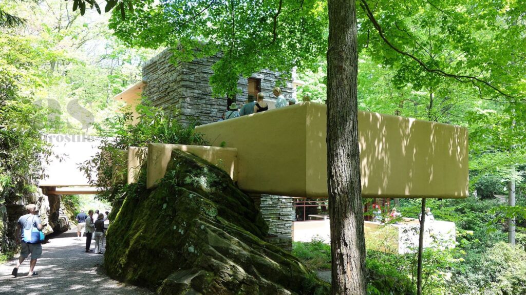 AltroStile • La Casa sulla Cascata: il capolavoro dell’architettura organica