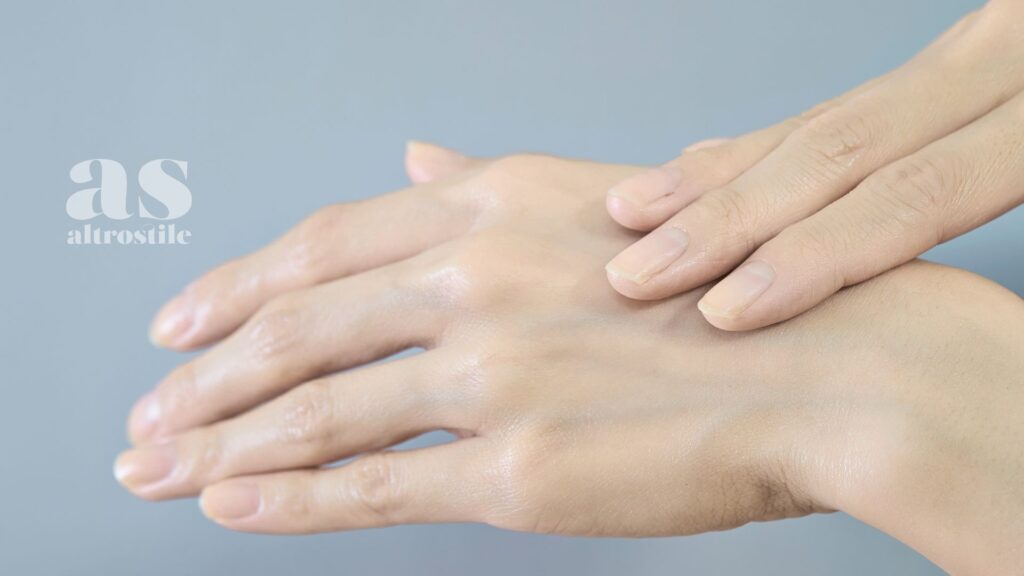 AltroStile • Mani e dita in forma: 5 esercizi per dire addio a rigidità e dolore