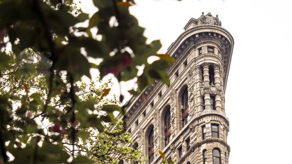 AltroStile • Scopri il Flatiron Building, il grattacielo che sembra un ferro da stiro