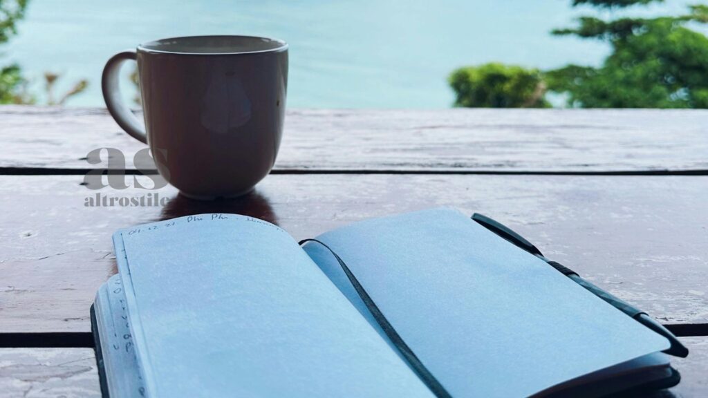 AltroStile • Nature Journaling: Riconnettersi alla Vita Semplice per Salvarsi dallo Stress