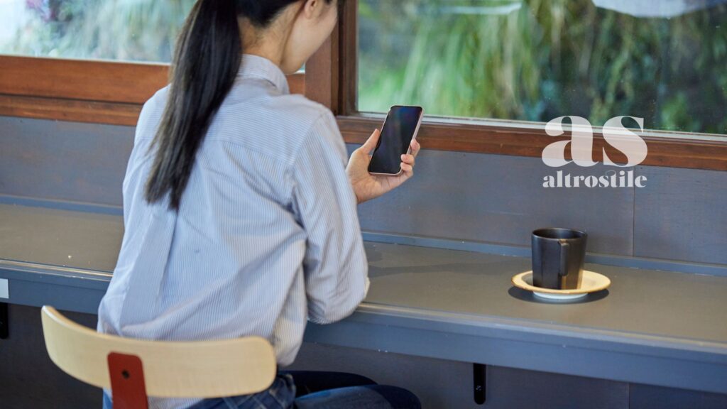 AltroStile • Ti Senti Stressato? La Disidratazione Potrebbe Essere la Causa, Lo Rivela un Nuovo Studio