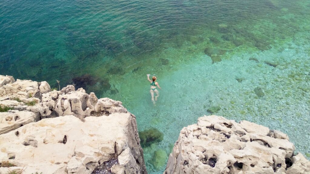 AS • Riviera Albanese 2026: da segreto low-cost a destinazione d'élite del Mediterraneo AS • Riviera Albanese 2026: da segreto low-cost a destinazione d'élite del Mediterraneo