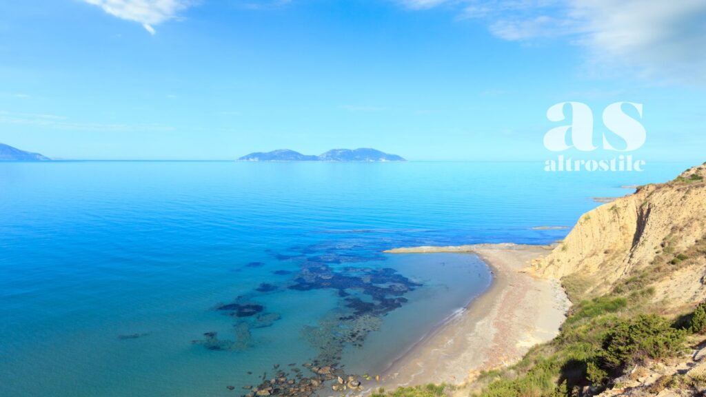 AS • Riviera Albanese 2026: da segreto low-cost a destinazione d'élite del Mediterraneo AS • Riviera Albanese 2026: da segreto low-cost a destinazione d'élite del Mediterraneo