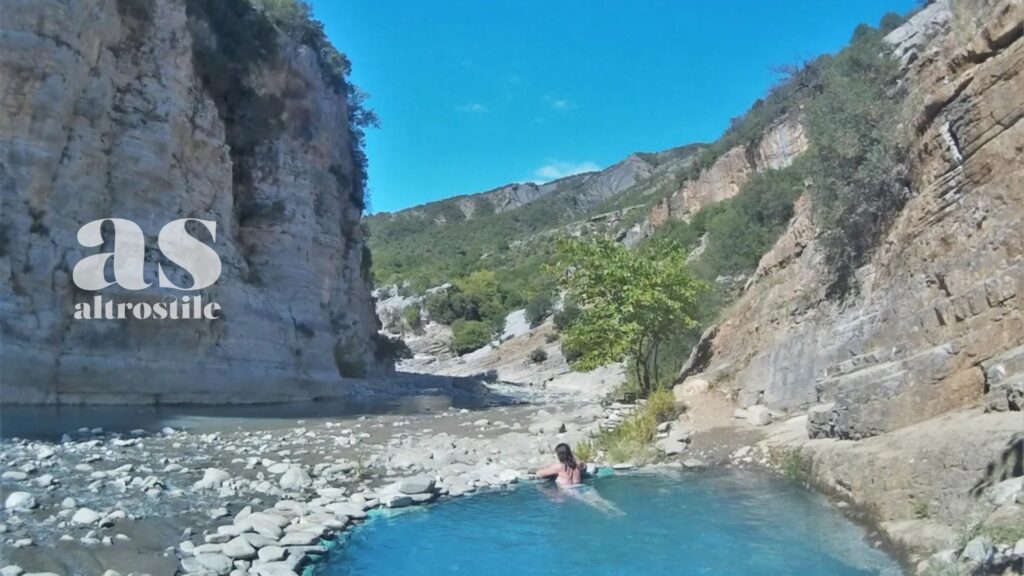 AS • Albania e benessere: terme a cielo aperto, natura selvaggia e un mare Adriatico da scoprire AS • Albania e benessere: terme a cielo aperto, natura selvaggia e un mare Adriatico da scoprire