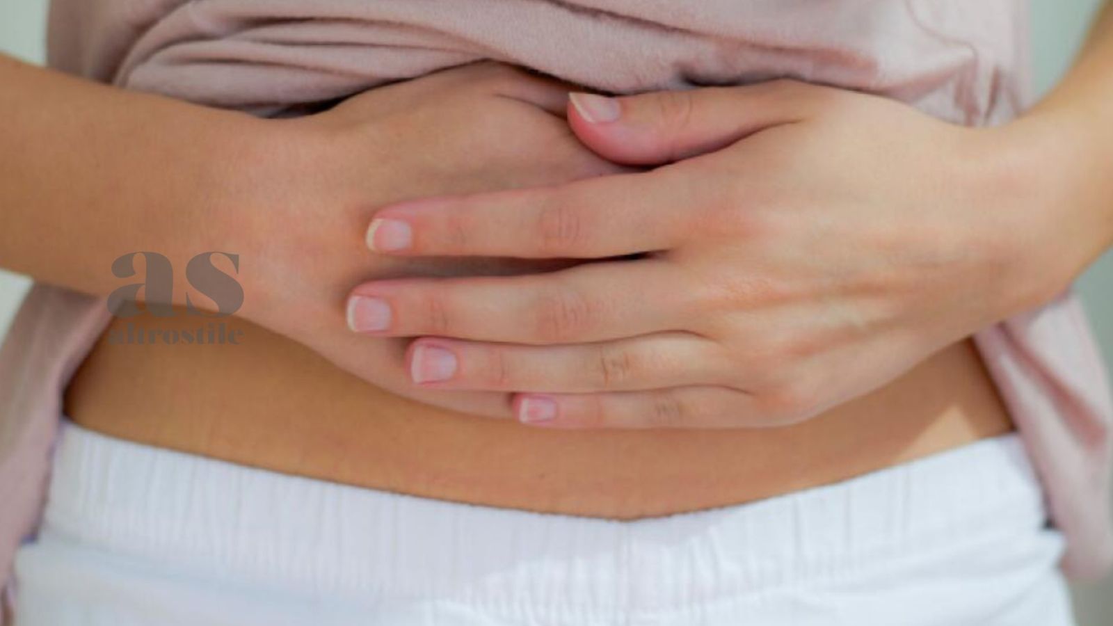 AS • Pancia Gonfia in Estate: i Consigli dai Gastroenterologi AIGO pancia gonfia