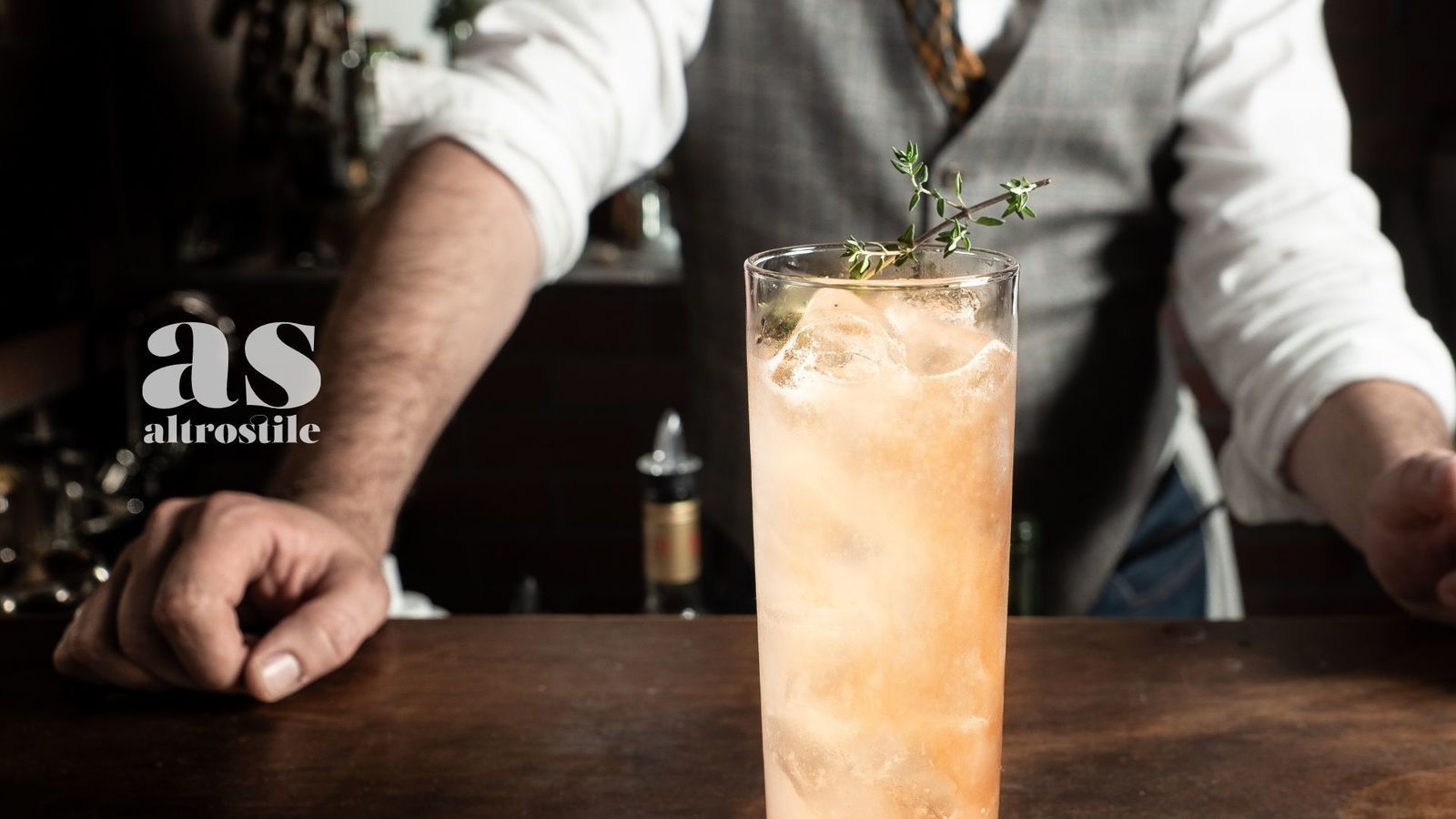 AS • Mixology estate 2023; cocktail innovativi e di tendenza AS • Mixology estate 2023; cocktail innovativi e di tendenza