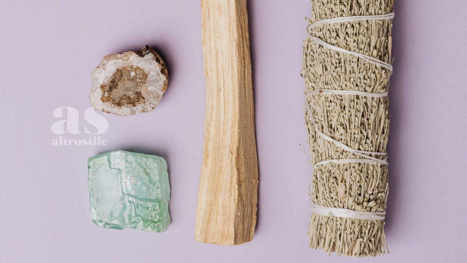 AS &bull; Palo Santo: purifica la casa dalle energie pesanti